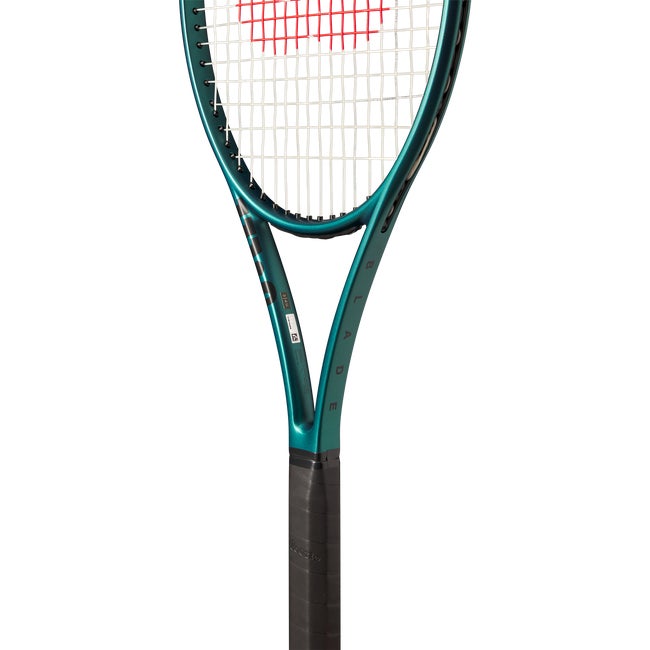 Blade 98 (18x20) V9 Tennis Racket | Wilson Sporting Goods