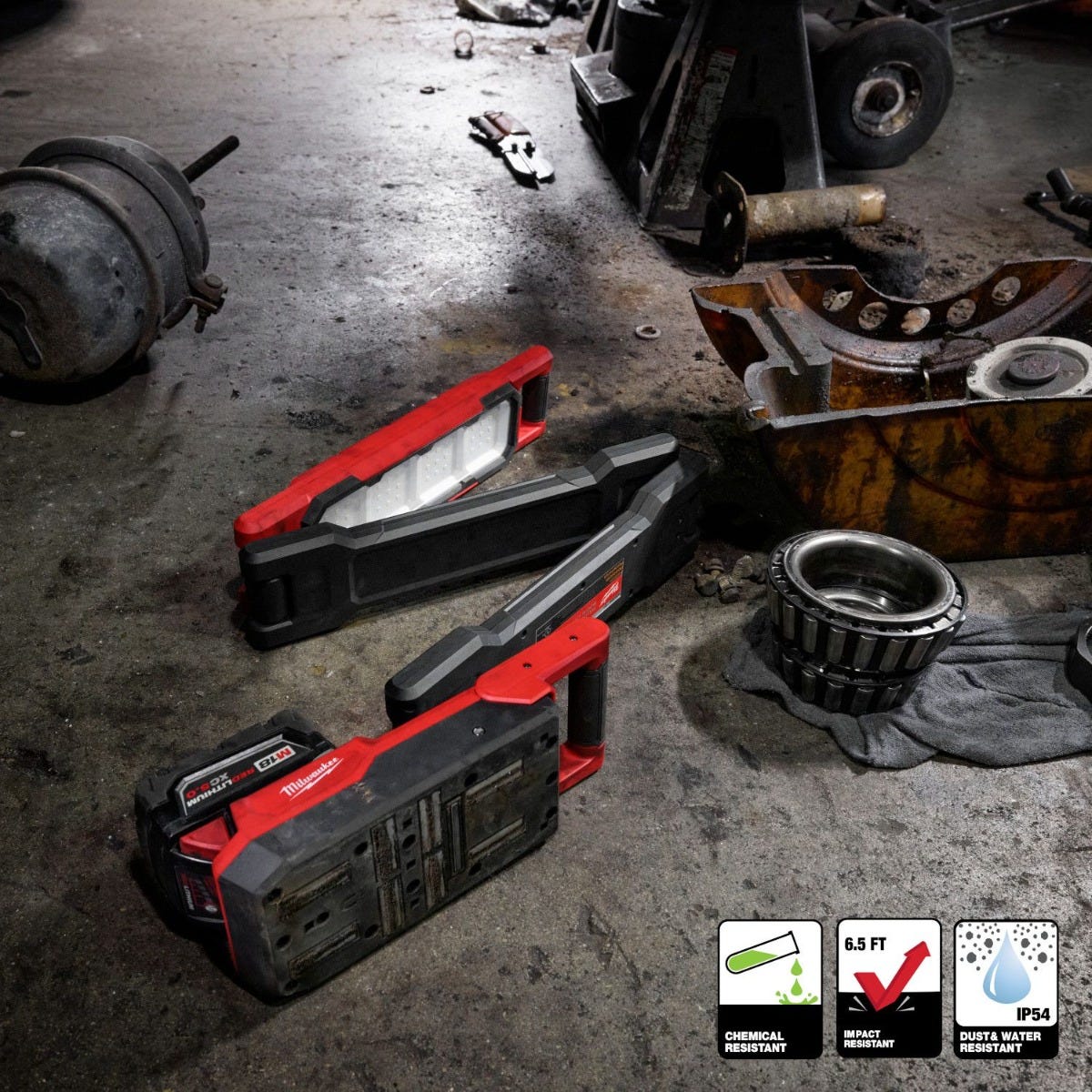 Milwaukee 2129-20 M18 Magnetic Extendable Articulating 2,500-Lumen