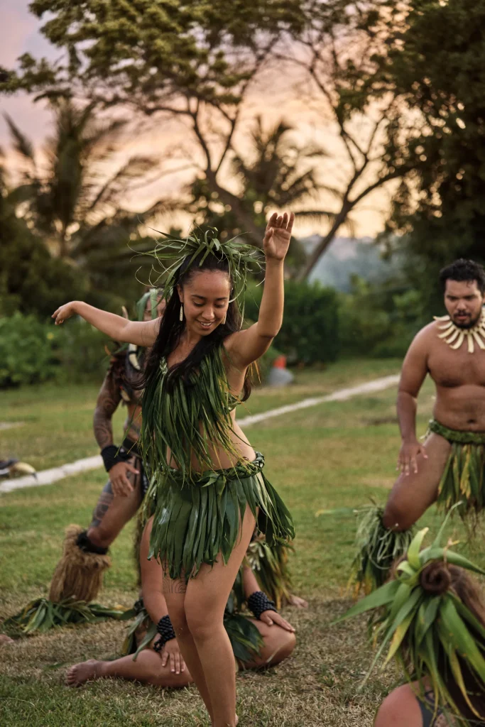 タヒチアンダンスの衣装 - Tahiti Tourisme