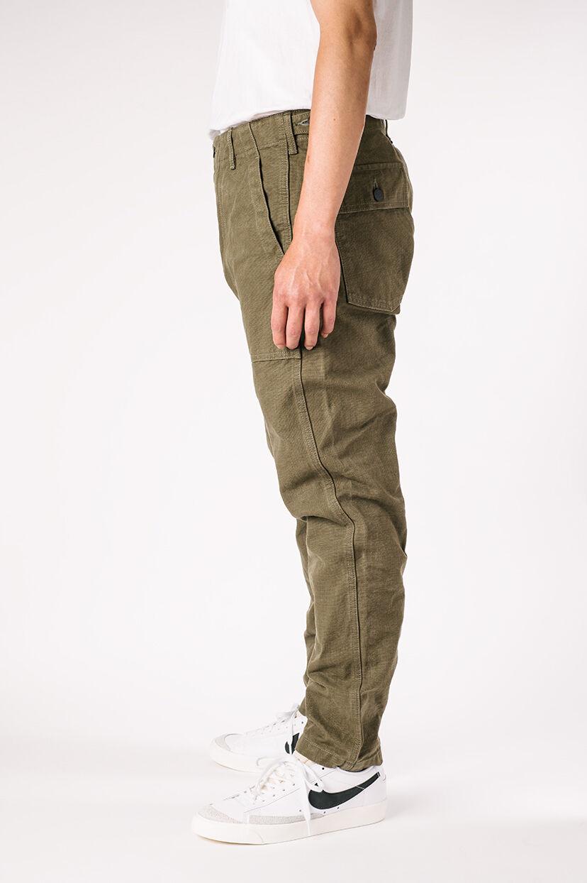 Buy YO0905BKROLV 25OZ UTILITY OLIVE PANTS for USD 295.00 | Tanuki