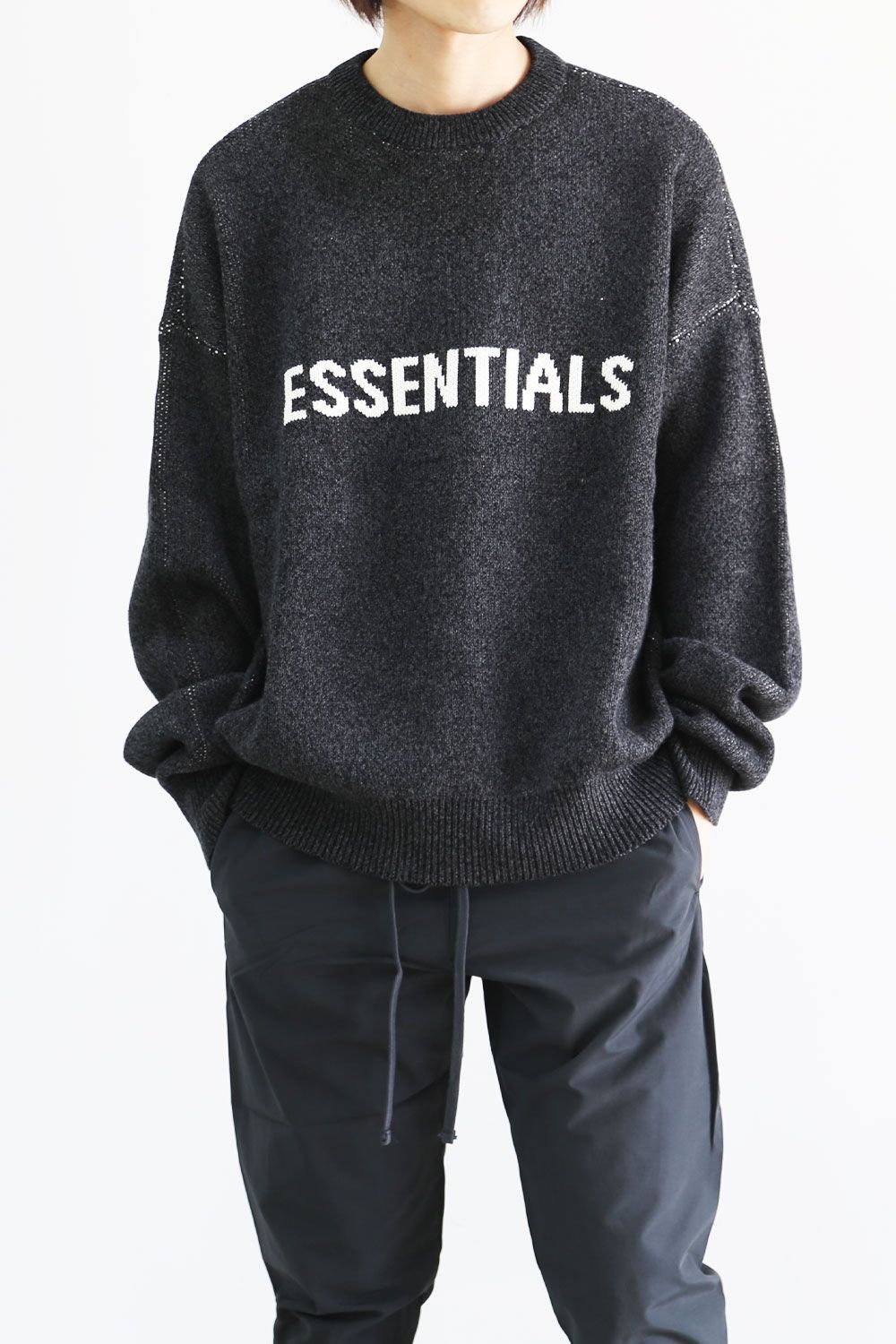 FOG ESSENTIALS - LOGO KNIT / ブラック | Tempt