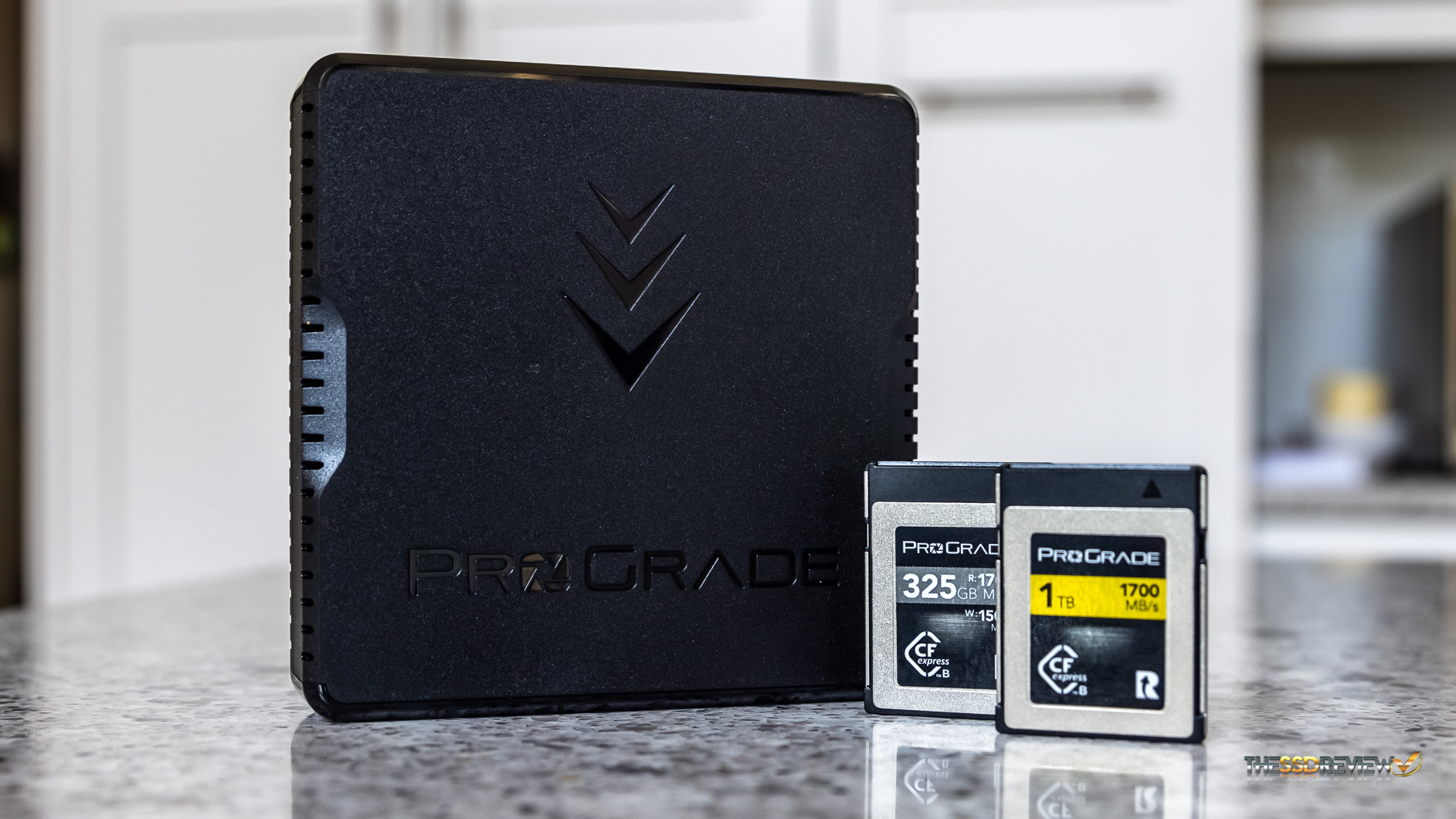 ProGrade CFExpress B 1TB 1700 Gold / 325GB 1700 Cobalt Memory