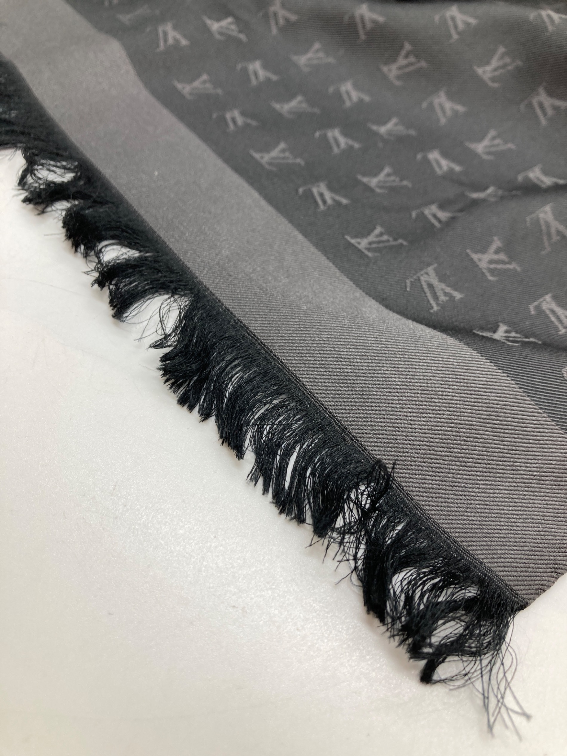 中古・古着通販】LOUIS VUITTON (ルイ ヴィトン) シルクスカーフ
