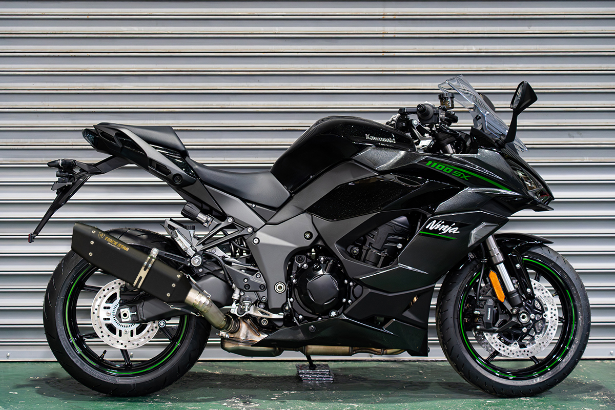 新製品情報】Ninja1100SX政府認証スリップオンマフラーIKAZUCHI