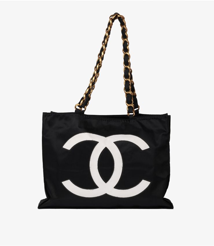 Chanel Black & White Large Timeless Shoulder Tote HB5478 | Xupes