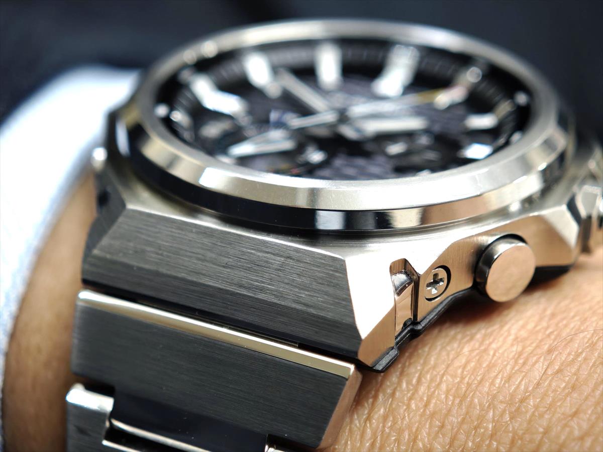 カシオ Gショック G-STEEL GST-B1000D-1AJF SLEEK STYLE ミニマル