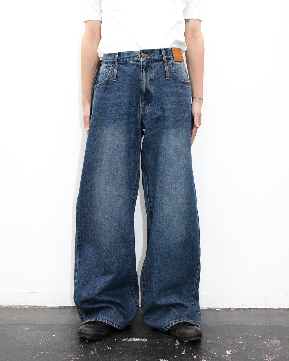 HIROKI TSUZUKI】BAGGY DENIM PANTS – YZ