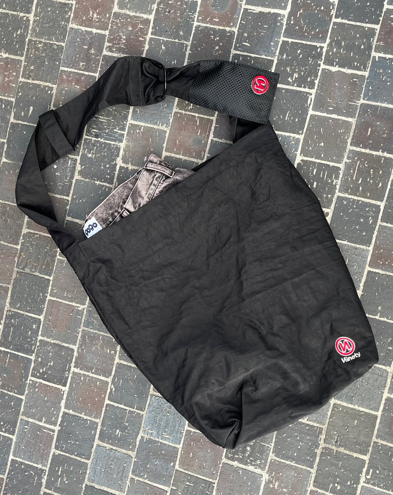 Big Nylon Shoulder Bag – YZ