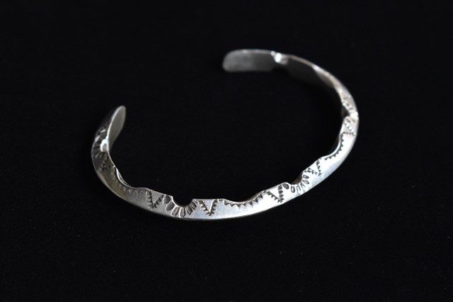 Indian Jewelry（インディアンジュエリー） ナバホ レイアダカイ Ray