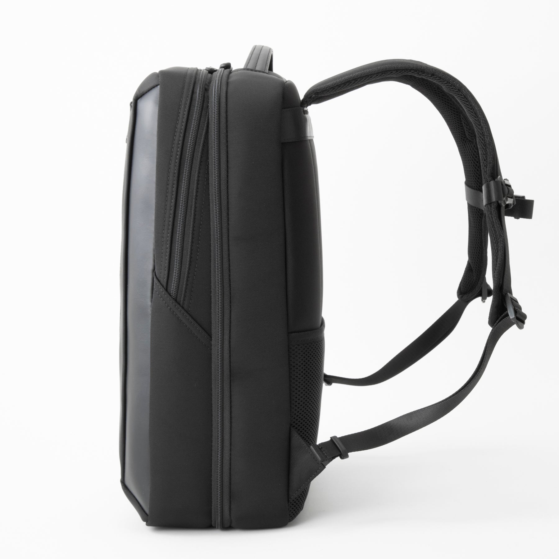 ZB-D | 2-Way Backpack 80473 – ZERO HALLIBURTON