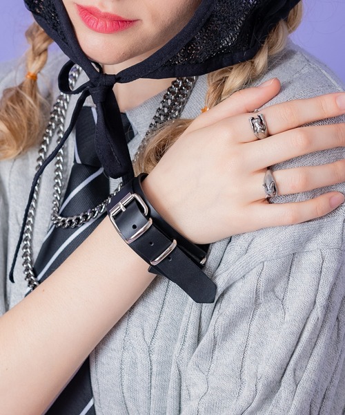 ブレスレット an meets zakka バックルベルトレザーワイドブレスレット