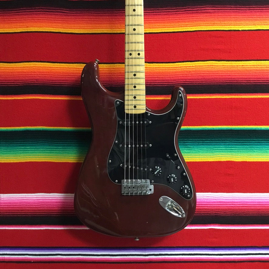 Fender Stratocaster Burgundy (1979) – Action Music