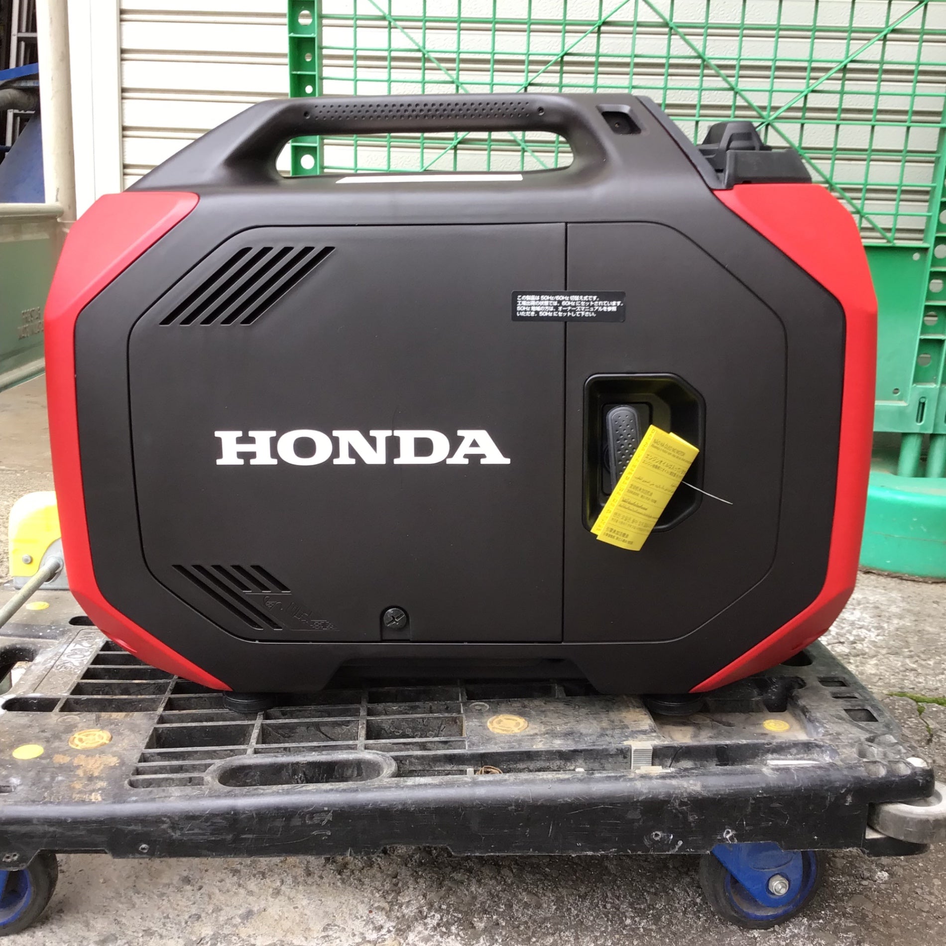 店頭受取り限定】☆ホンダ(HONDA) 発電機 EU26iJ【所沢店】 – アクト