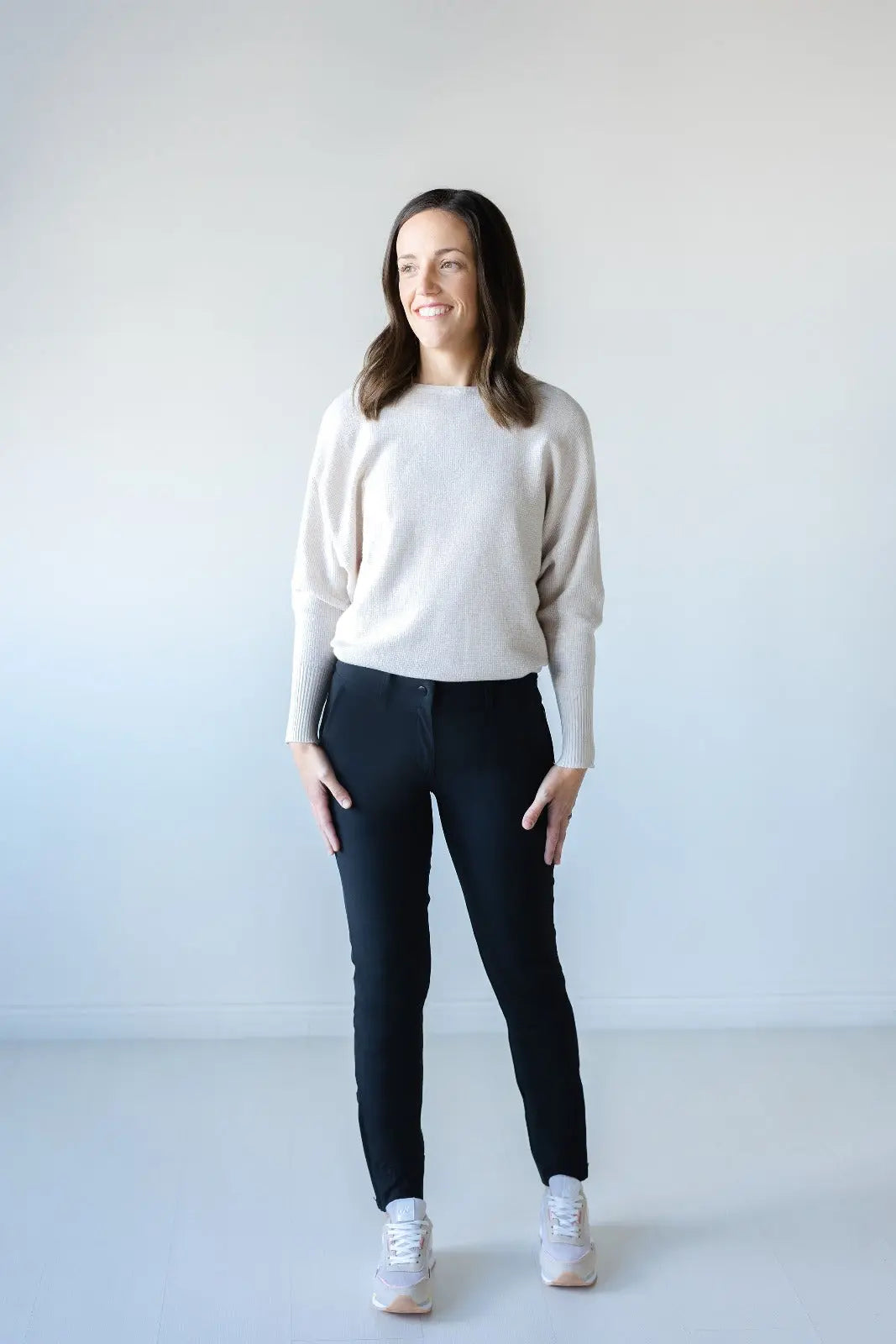Peggy Pant Professional Jogger in Midnight Black – Abendroth Golf