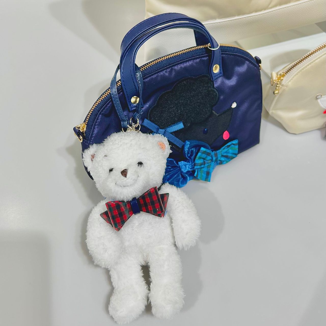 神戸本店】Bibiy.バッグが再入荷♪可愛くアレンジ♡｜ファミリア神戸