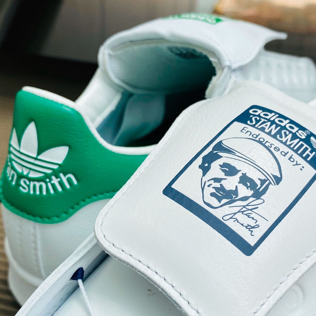 Adidas】