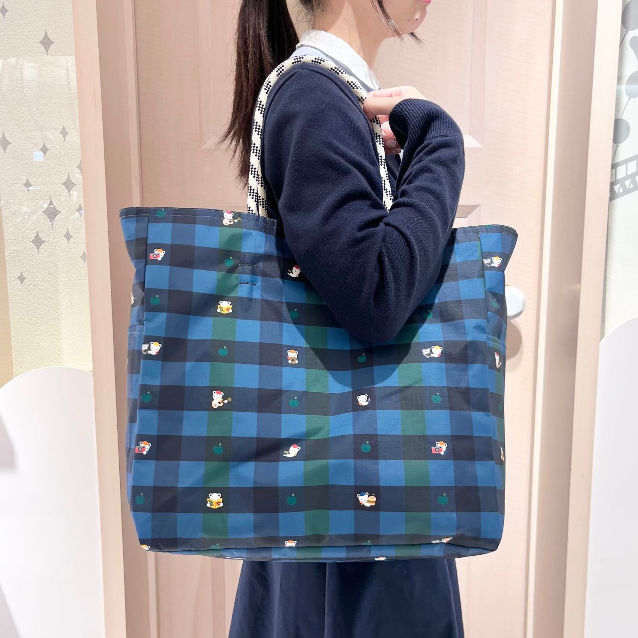 familiar✖️レスポートサック 刺繍トートバッグ ネイビー