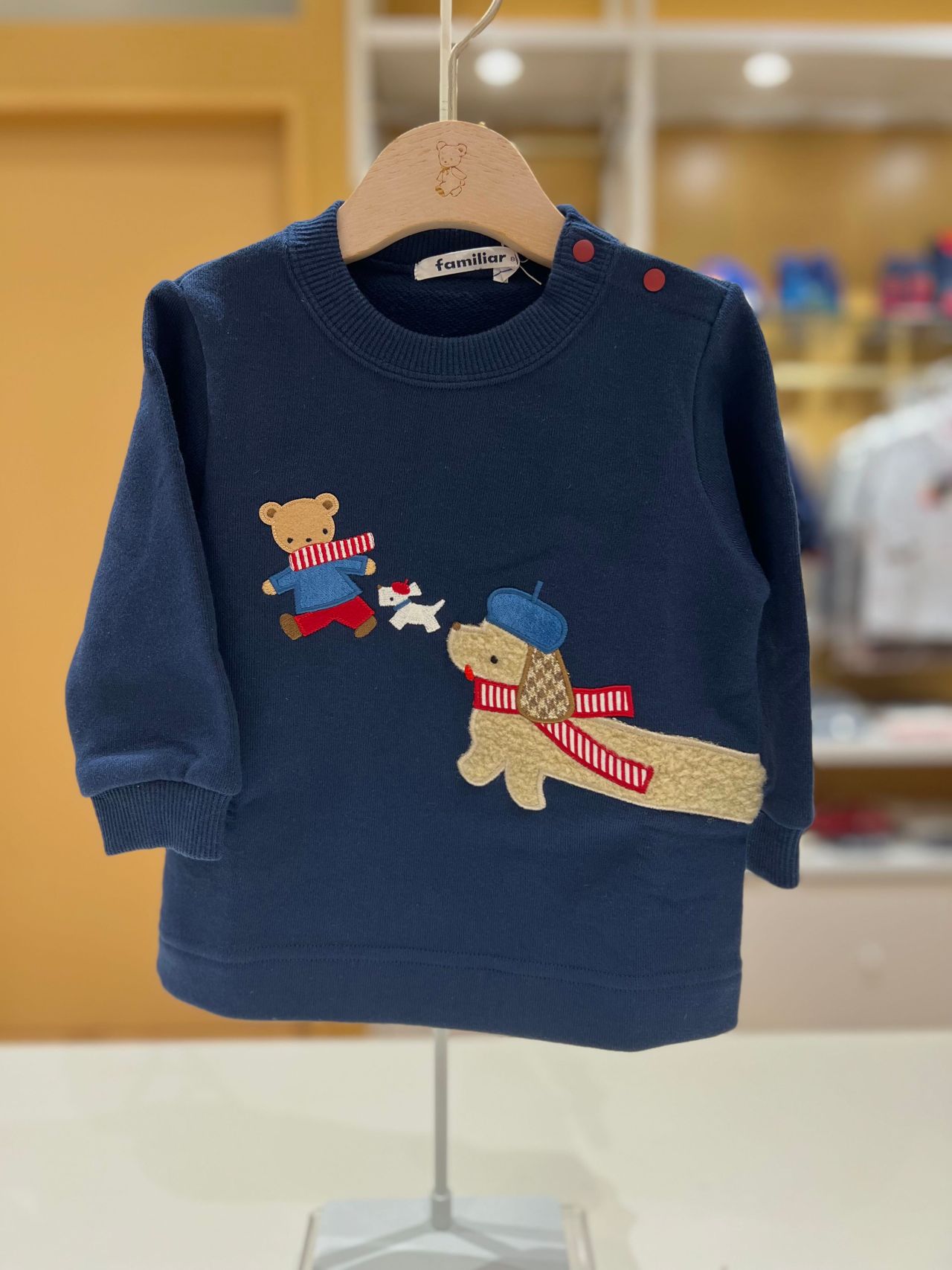 新作】トレーナーのご紹介♪｜ファミリアファミリア芦屋モンテメール店