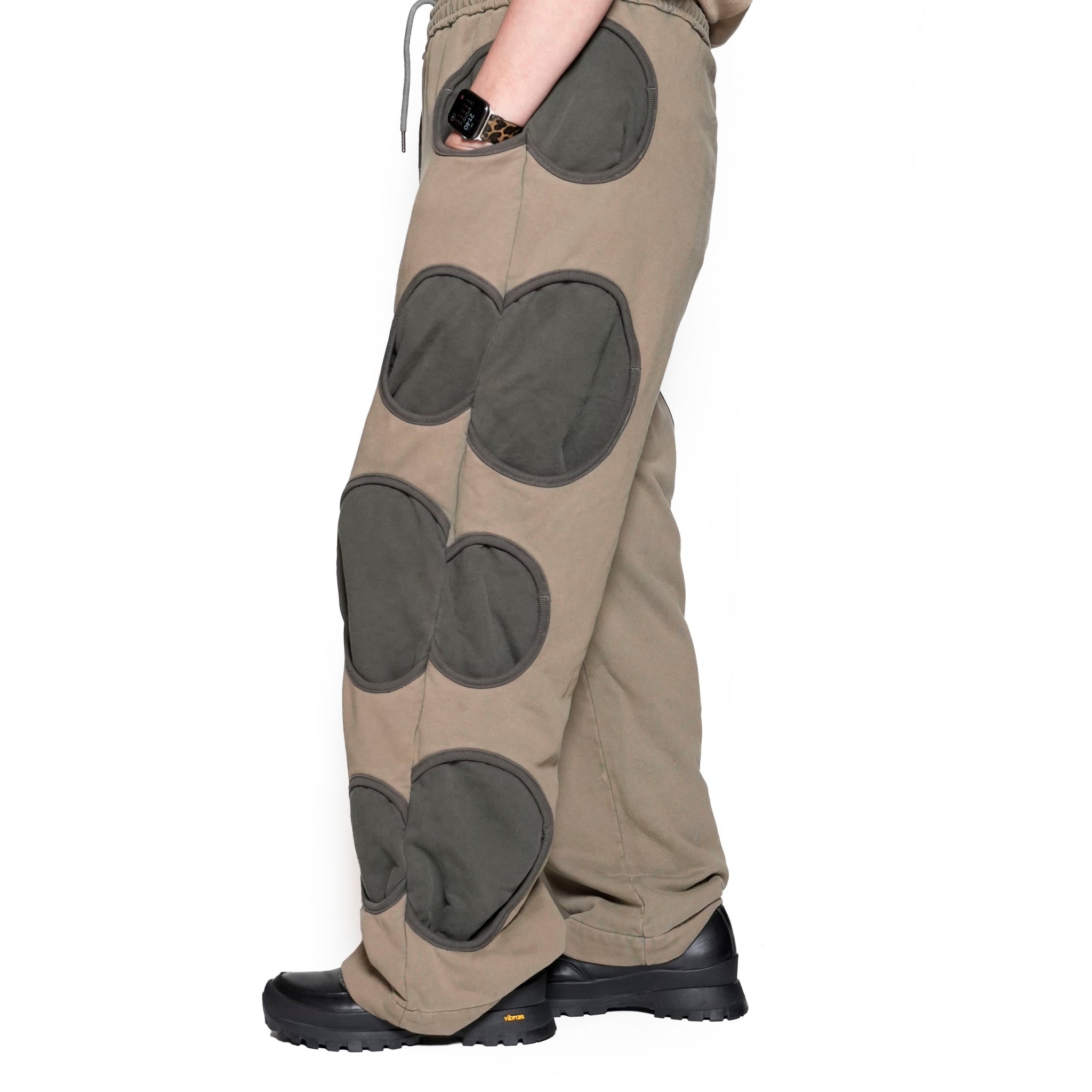 Pla24awp03-1_grey | UFO sweat pants | Color:Grey【PLATEAU STUDIO_