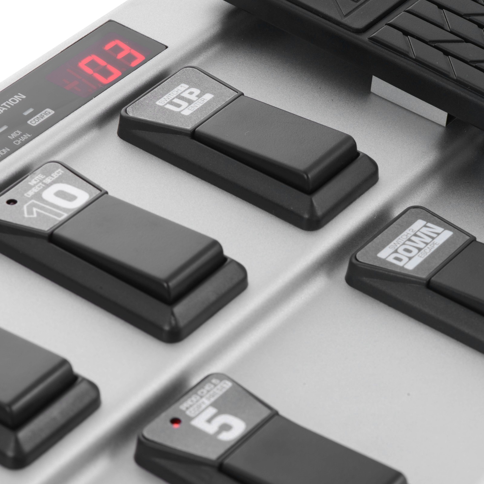 Behringer FCB1010 – United States