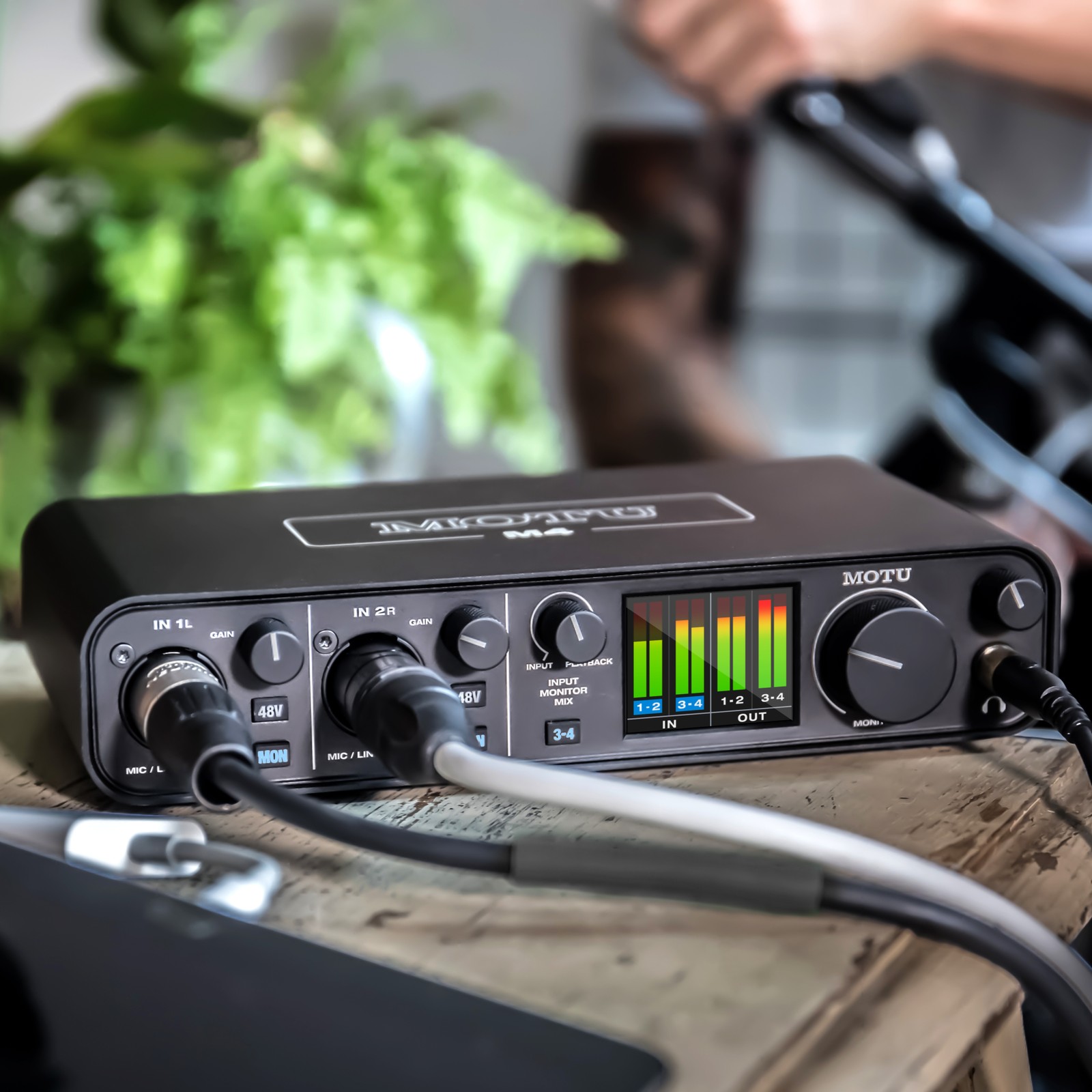 MOTU M4 – United States