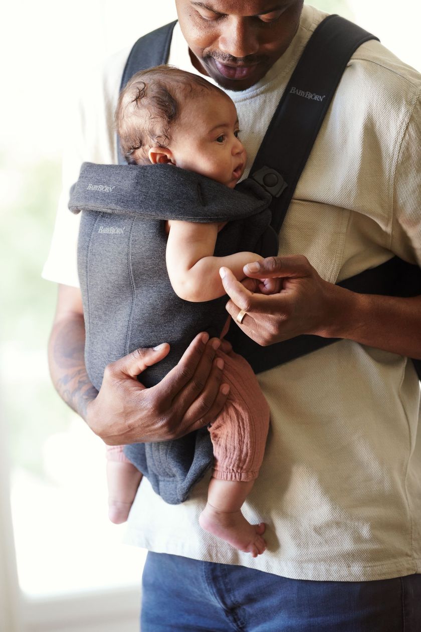 Baby Carrier Mini—perfect for a newborn | BabyBjörn