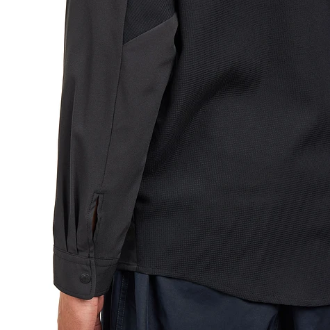 and wander - Tech LS Shirt (Black) | HHV