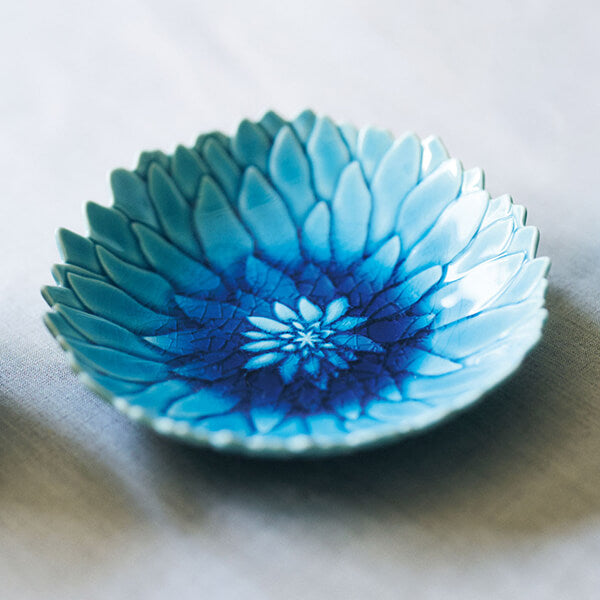形 ダリア皿 M 15.5cm | aito製作所 | 美濃焼・瀬戸焼を中心とした和