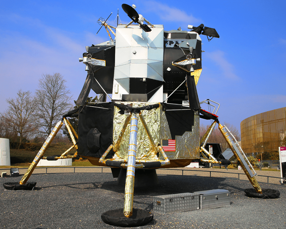 Apollo Lunar Module LM: American lunar lander spacecraft - All