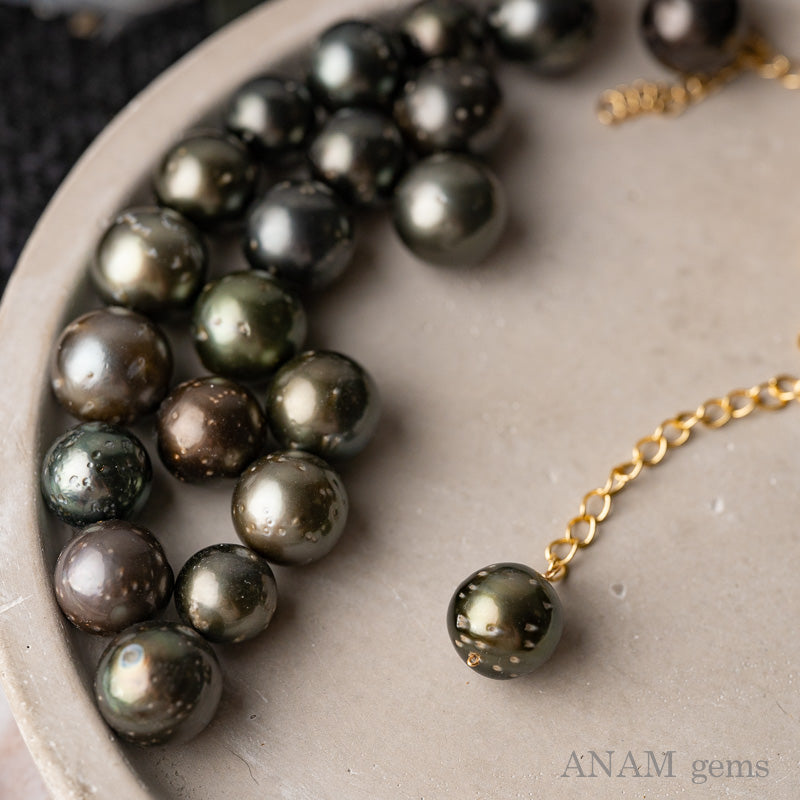 黒蝶真珠（南洋真珠） ルース エクボ有り‖ANAM gems（アナムジェムズ