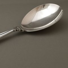 ジョージ・ジェンセン「“Acorn” サービングスプーン（大）長さ20.2cm