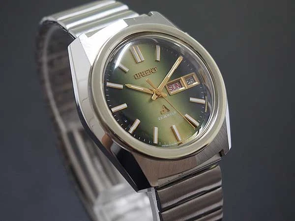 希少】ORIENT クロノエース ジャガーフォーカスビンテージ 23石腕時計