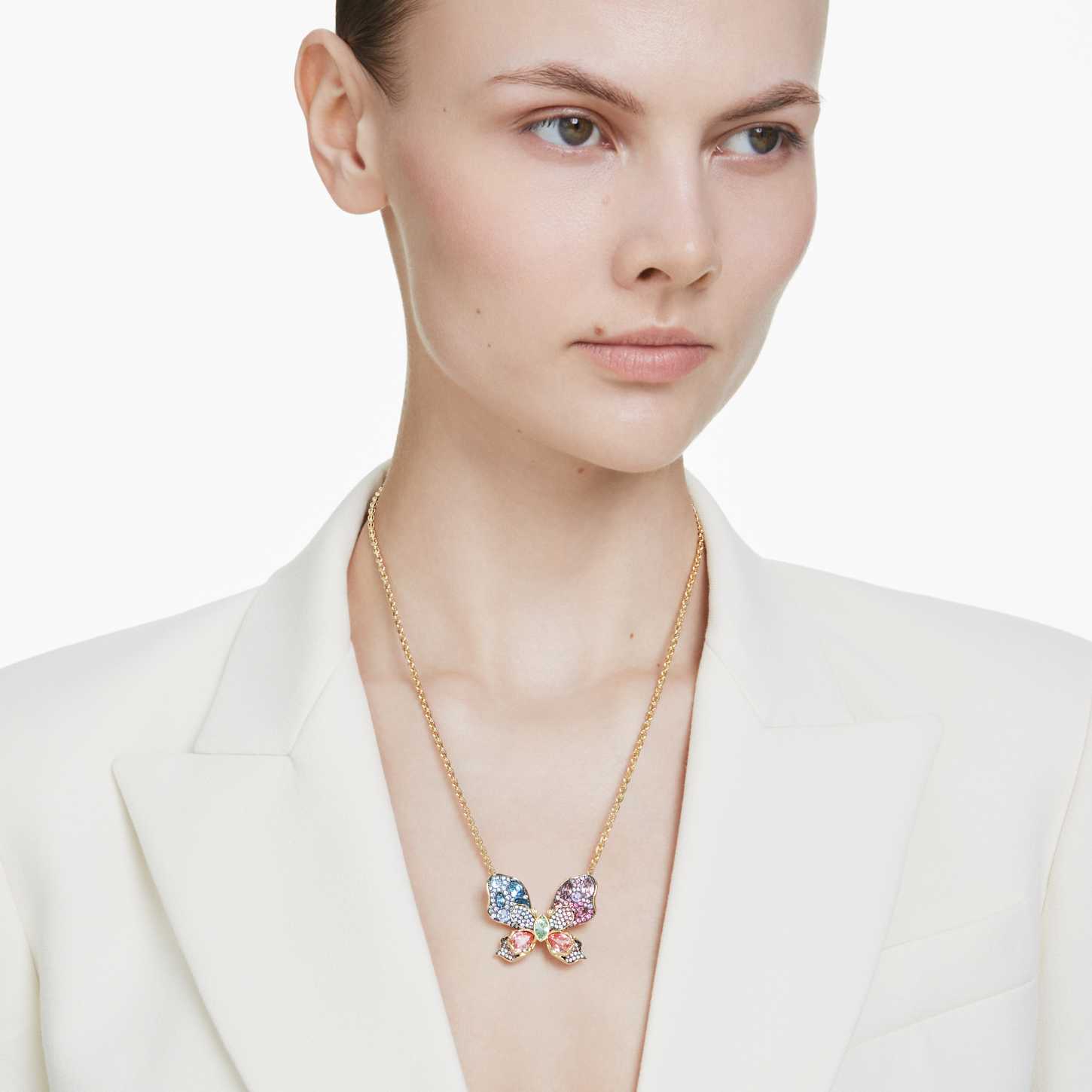 idyllia-pendant-and-brooch--