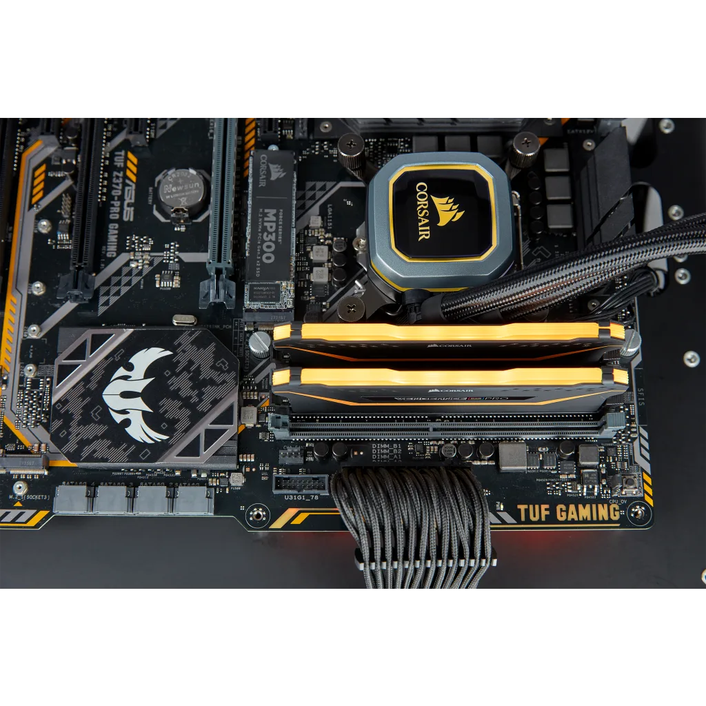 VENGEANCE® RGB PRO 32GB (2 x 16GB) DDR4 DRAM 3200MHz C16 Memory
