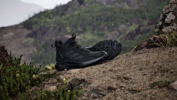 y*3様 adidas.TERREX 黒RAIN.RDYフード付ナイロンジャケッ adidas