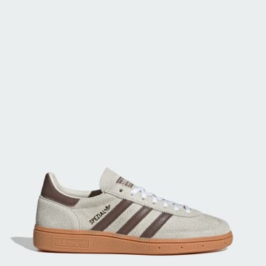 adidas ベージュ色 スニーカー【アディダス公式】