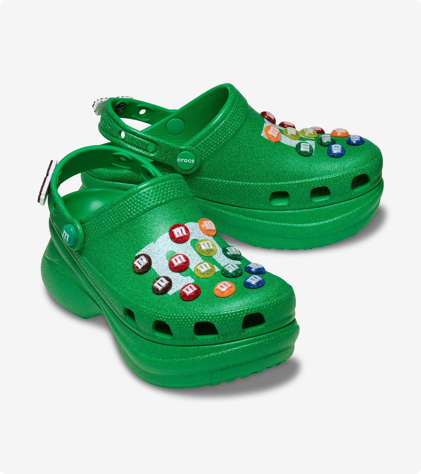 M&M'S x crocs | atmos（アトモス） 公式オンラインストア