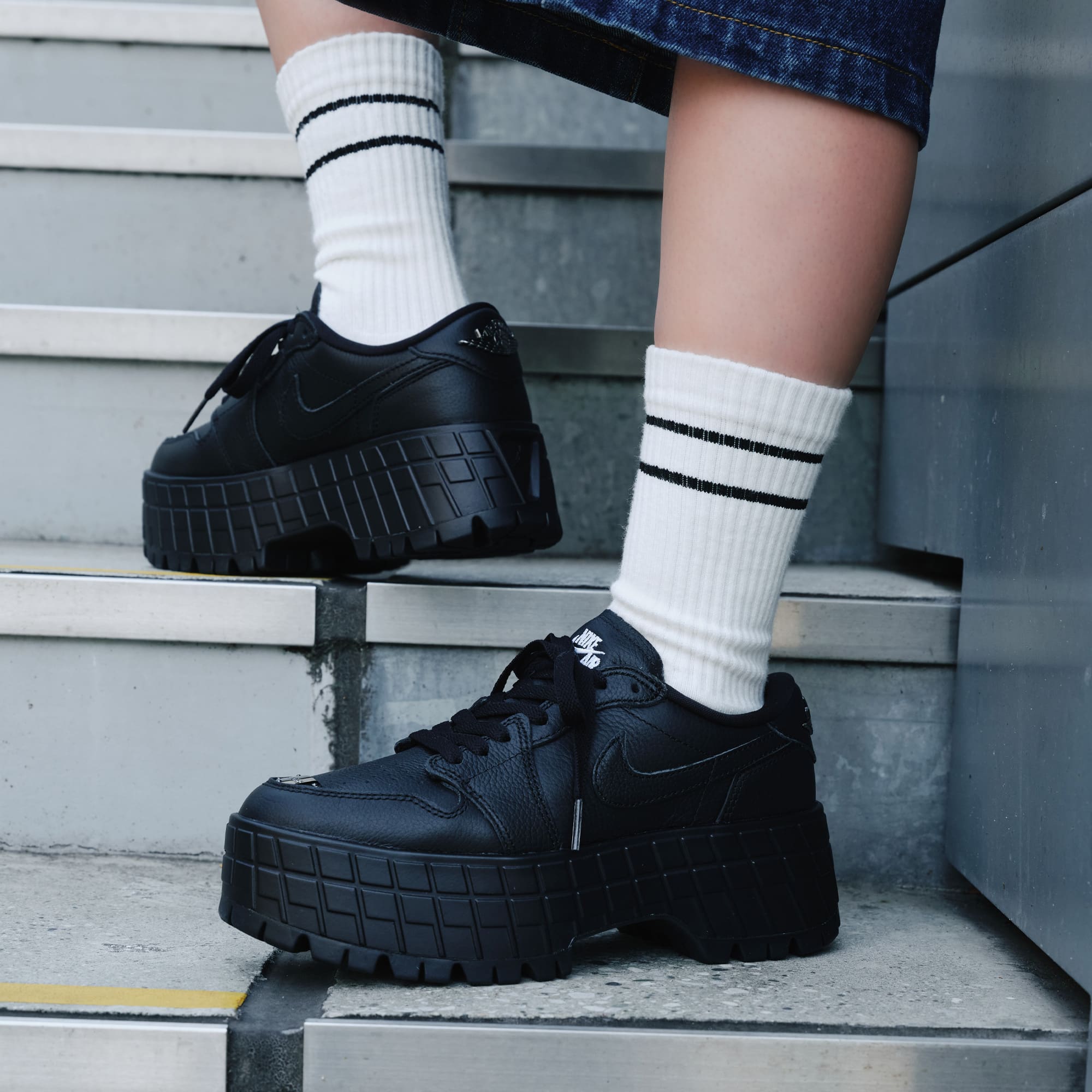 NIKE W AIR JORDAN 1 BROOKLYN LOW | atmos（アトモス） 公式