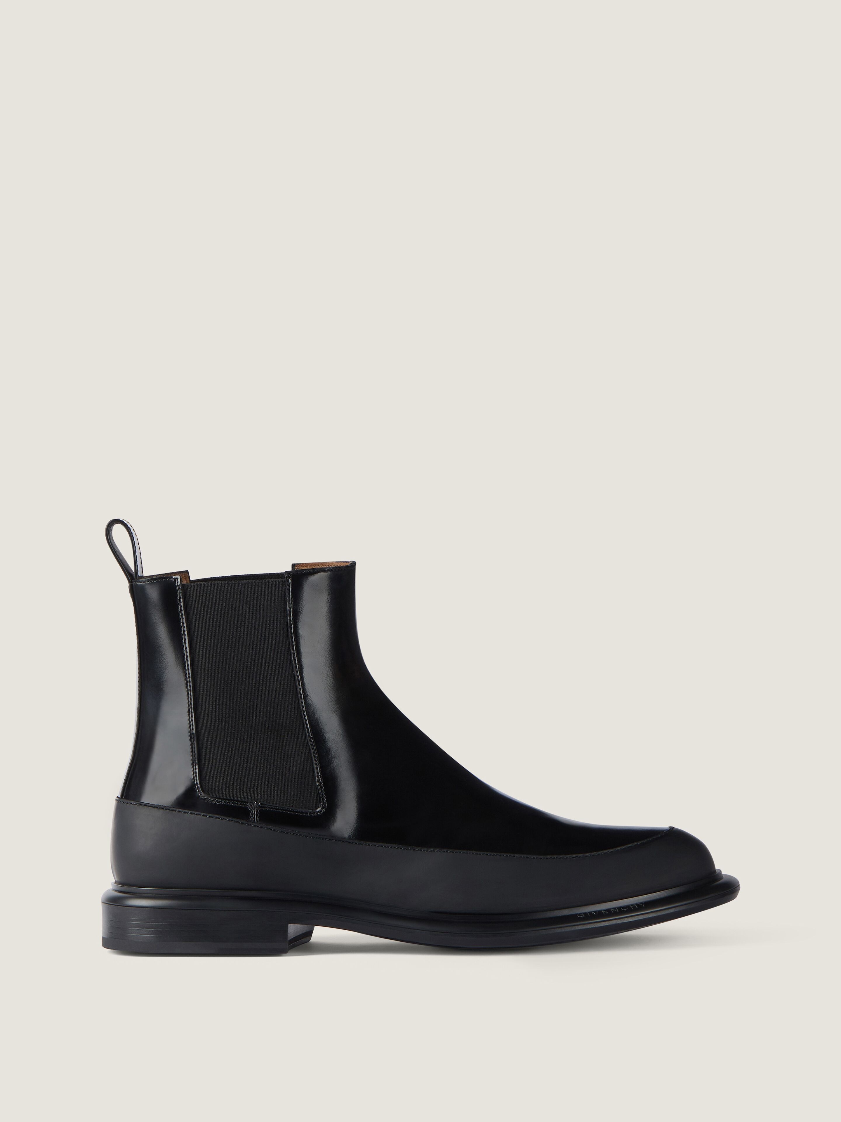 Gent chelsea boots in brushed leather - black in - black