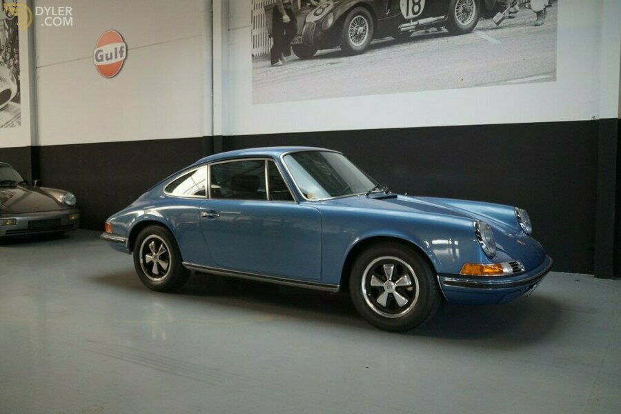 Classic 1970 Porsche 911 911T Gemini Blue fully restored (1970