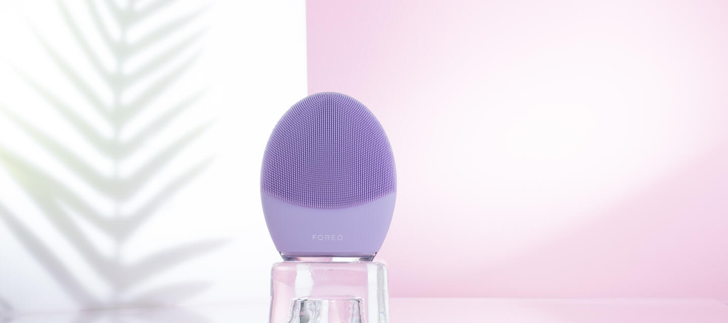 FOREO LUNA™ 3 Review by Dermatologist Dr. Costi