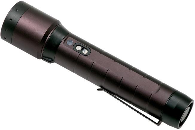 Ledlenser P7R Signature rechargeable flashlight | Advantageously