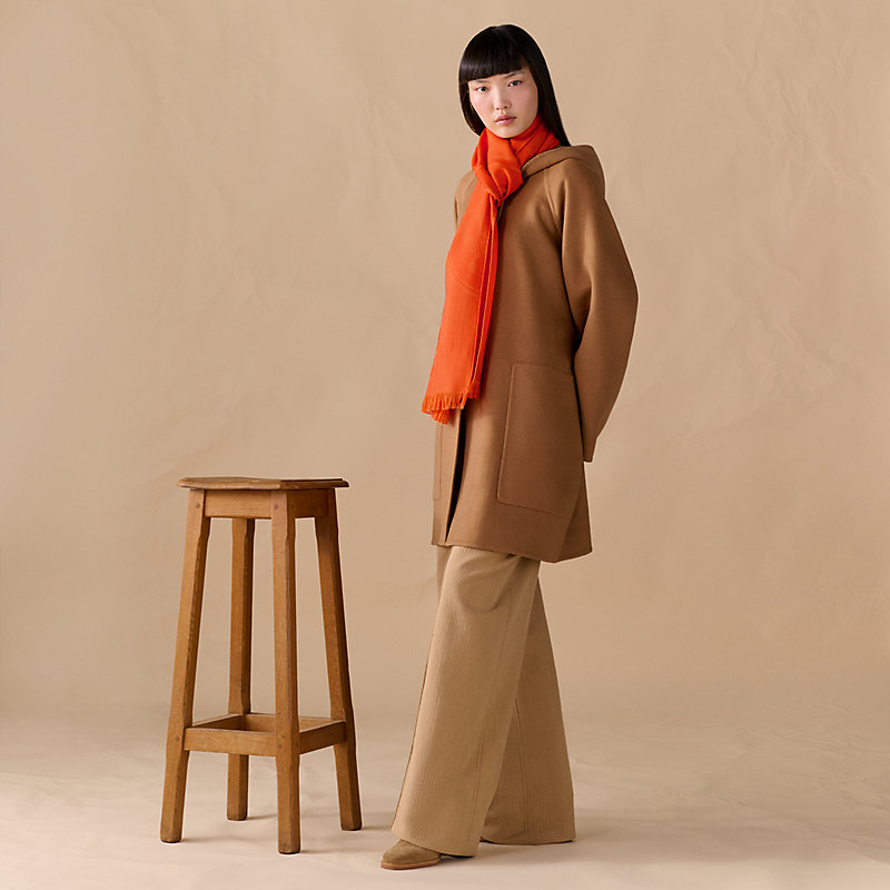 ストール 《ニュー・リブリス》 | Hermès - エルメス-公式サイト