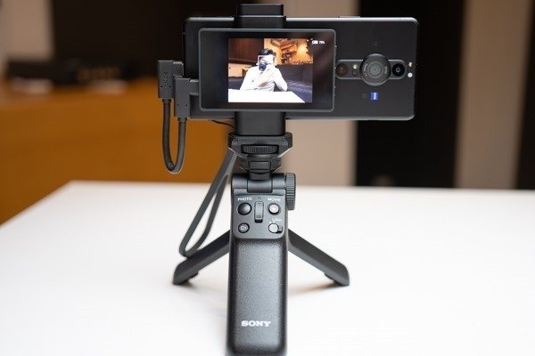 実機レビュー その2＞「カメラ、極まる」大型1型センサー搭載の