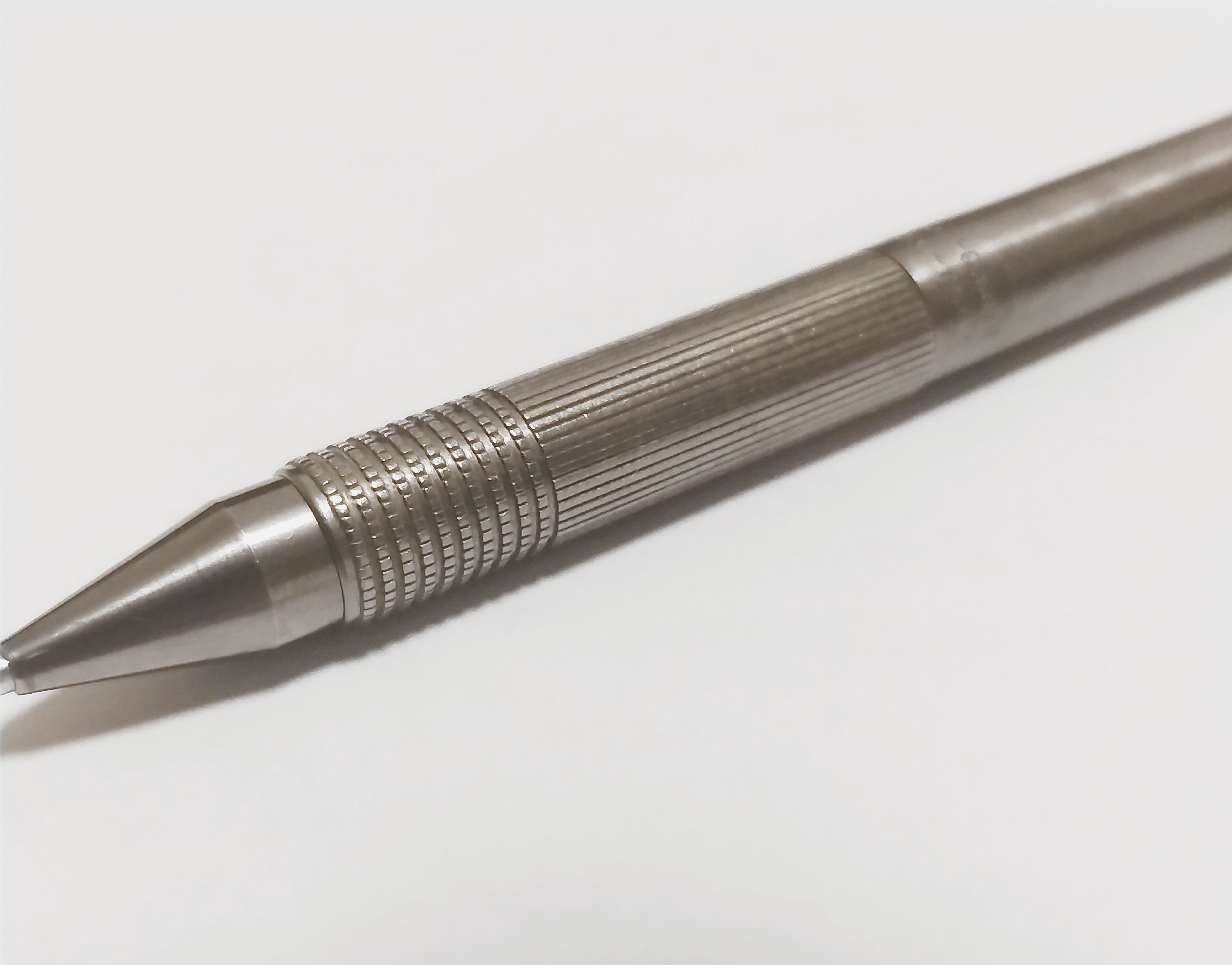 Faber-Castell alpha-matic レビュー｜おしっこの匂い大好きマン