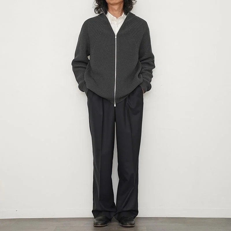 定番人気の1着。【BATONERバトナーメンズ】SIGNATURE DRIVERS KNIT