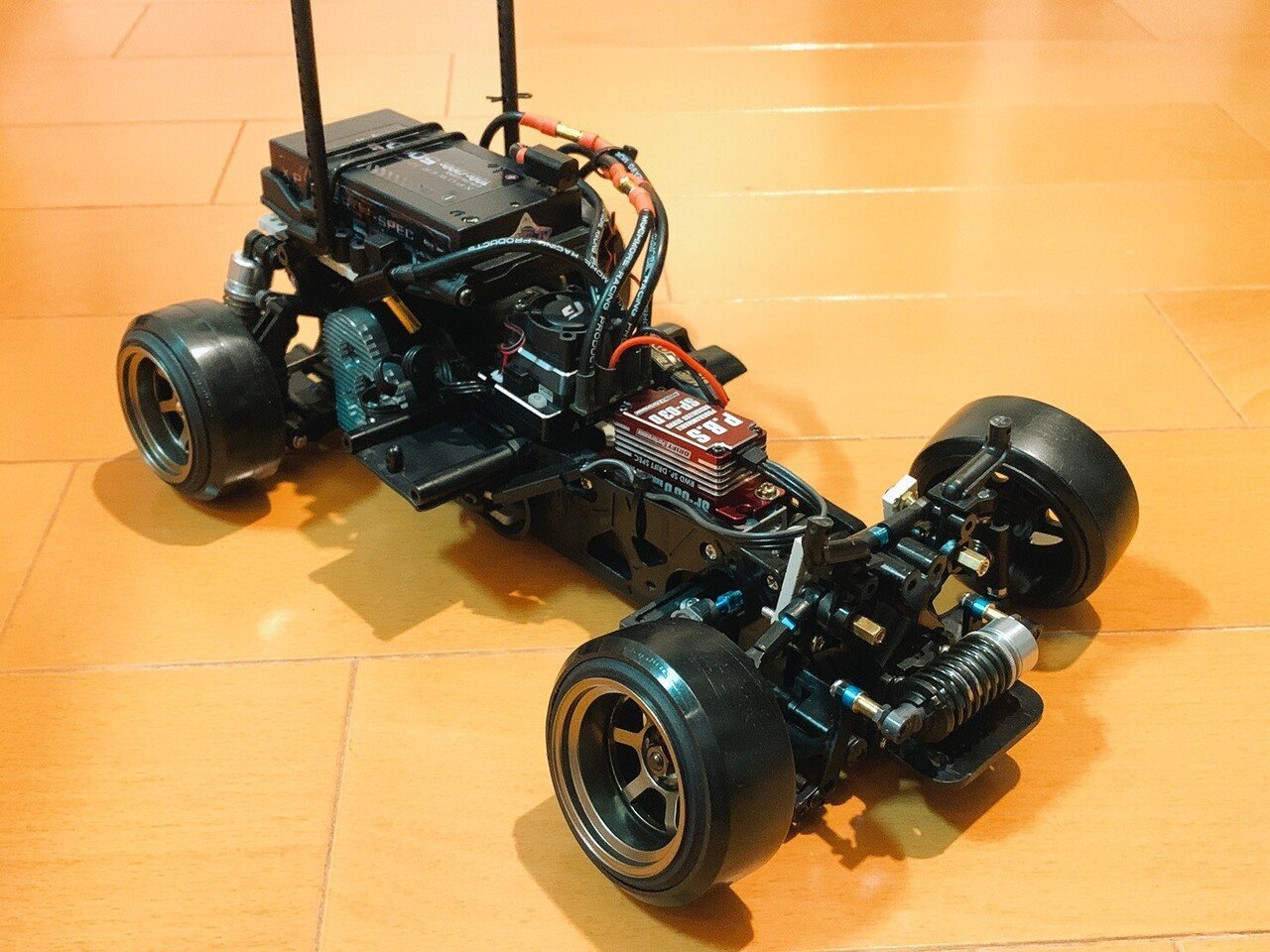 タミヤM-04S寸で二駆ドリしたら何かが見えてきた話｜ターボ弁慶ななみ