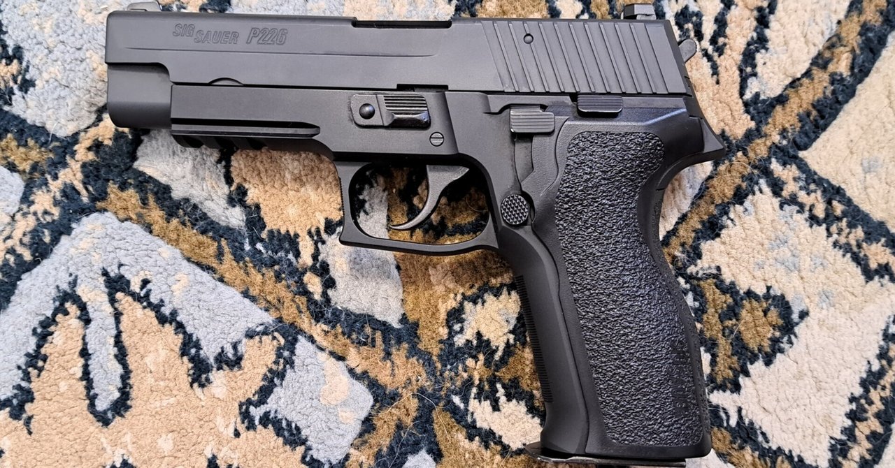 東京マルイ SIG P226 E2 GBB ガスブロハンドガン レビュー｜郭公