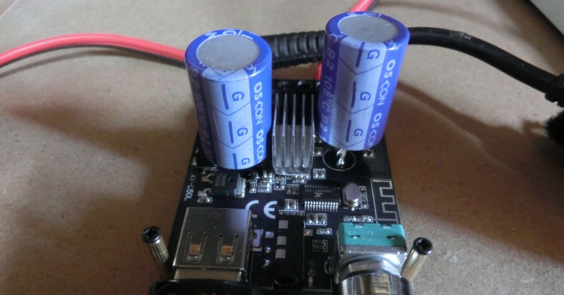 音が悪かった中華製アンプを改造して音を良くする｜gokuraku gadjet