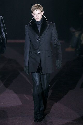 Gucci Fall 2005 Menswear Collection | Vogue